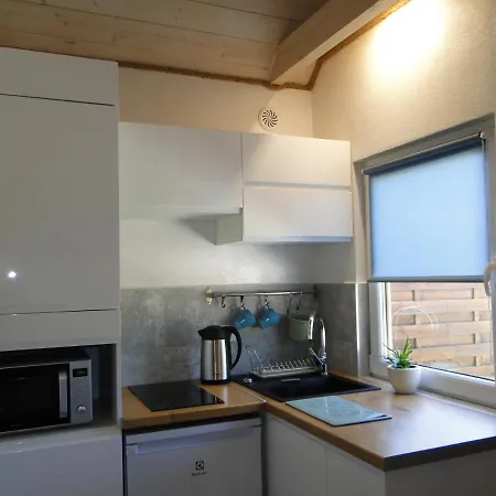 Zielona Osada Szczenurze