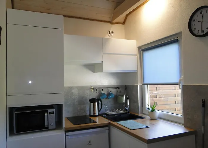 Zielona Osada Szczenurze