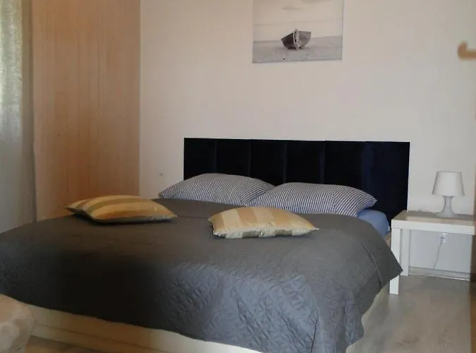 Zielona Osada Szczenurze